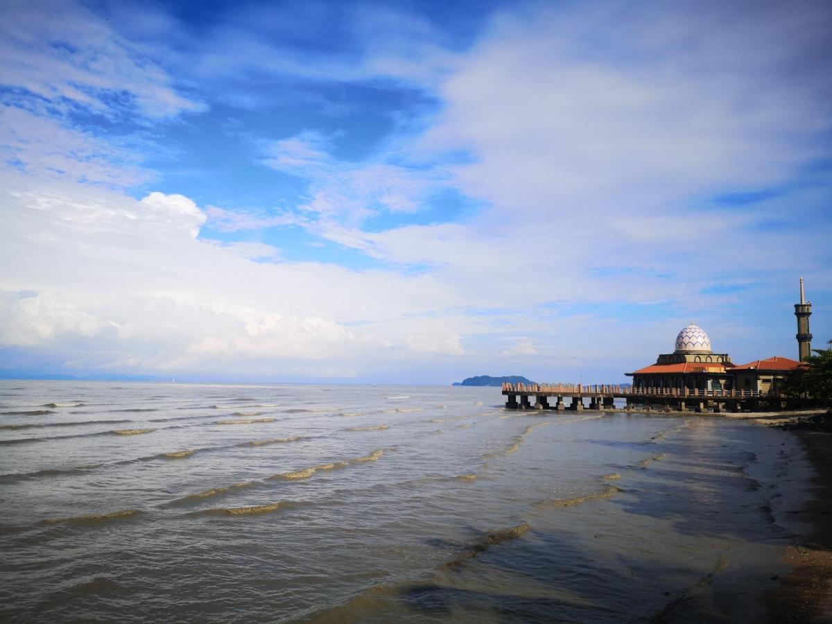 Putra Brasmana Hotel Kuala Perlis Extérieur photo