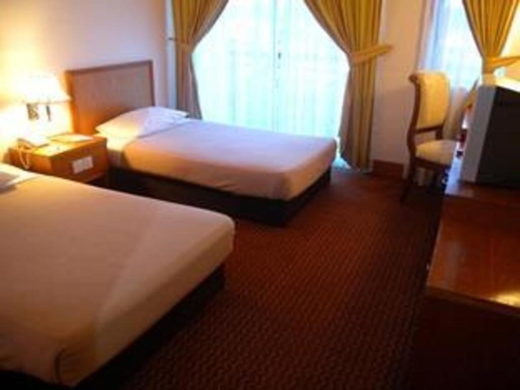 Putra Brasmana Hotel Kuala Perlis Extérieur photo