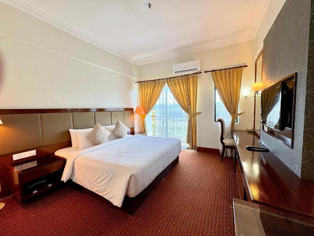Putra Brasmana Hotel Kuala Perlis Extérieur photo