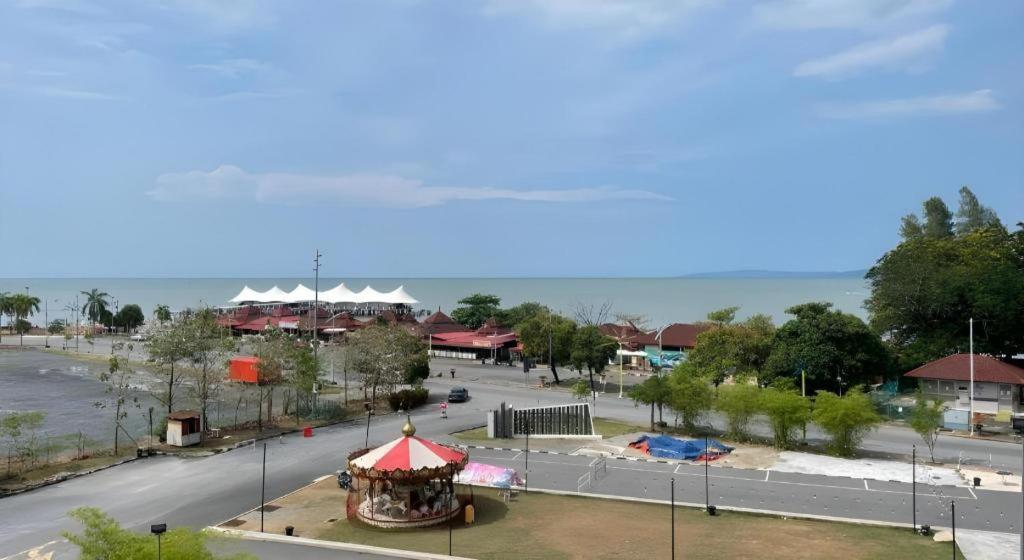 Putra Brasmana Hotel Kuala Perlis Extérieur photo